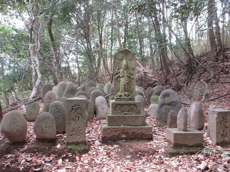 ものすごい数の庚申塚 沙羅さんのフォト 趣味人倶楽部（しゅみーとくらぶ）